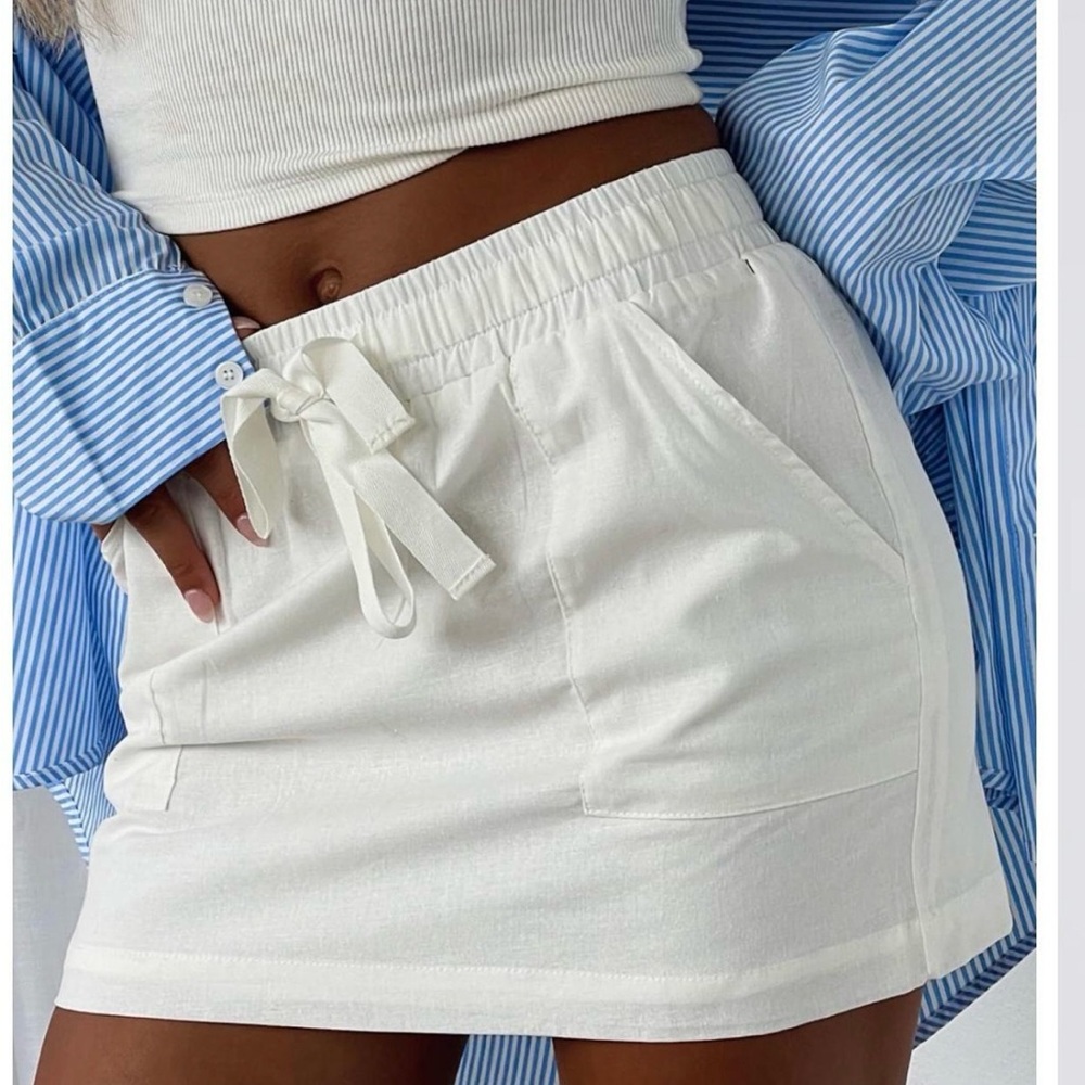 White Fox Skirt Womens XS White Linen Blend Best Of Friends Mini